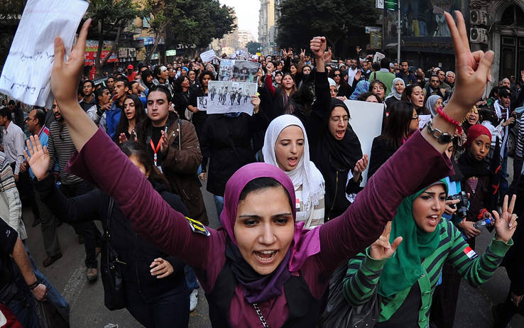 In piazza Tahrir 91 donne violentate