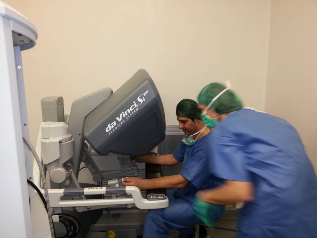 Chirurgia robotica, al San Carlo entra nel vivo