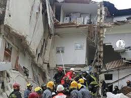 La palazzina crollata a Matera