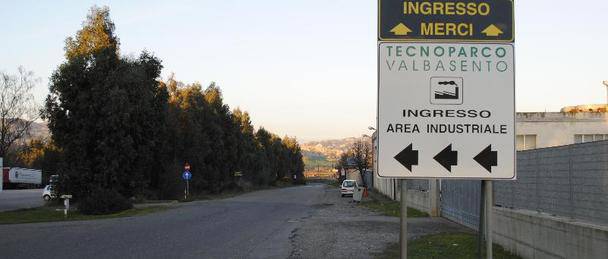 Tecnoparco, “O Pittella ferma i camion o blocchiamo la Basentana”