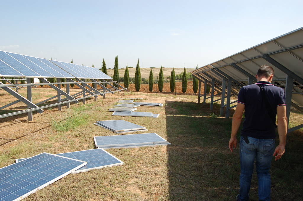 Montescaglioso, rubati 500 pannelli fotovoltaici