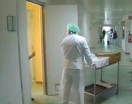 Bari: casi di scabbia in reparto ospedale