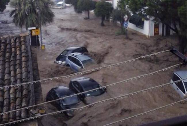 Calabria: violento nubifragio sulla cosa Jonica