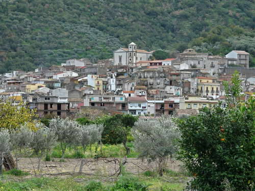 Sicilia: gestione rifiuti, arrestato sindaco ed ex senatore