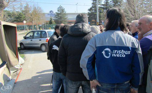 Ex Irisbus, governo convochi un incontro