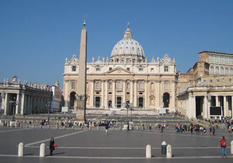 Allarme Fbi: attentati su San Pietro, Duomo e Scala di Milano