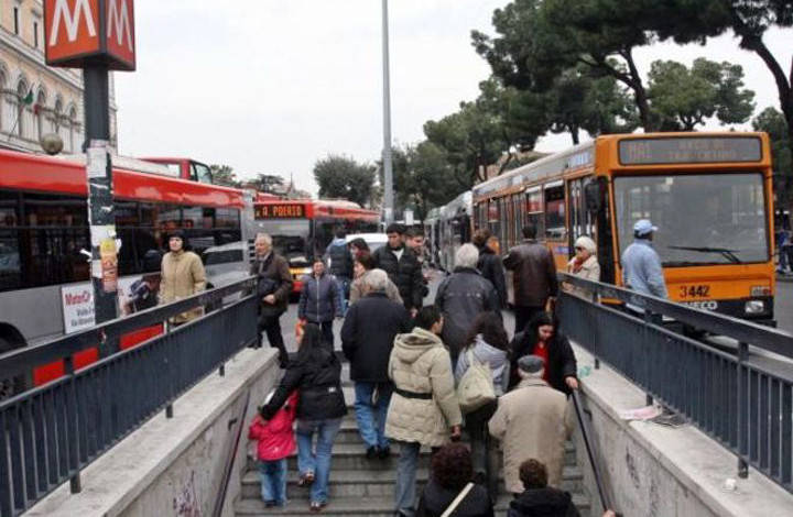 Roma: nuovo allarme bomba in metro