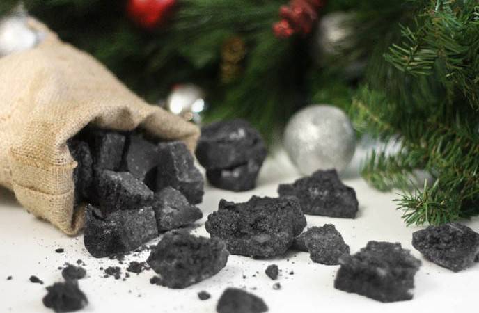 “Nella calza della Befana per i potentini solo carbone”