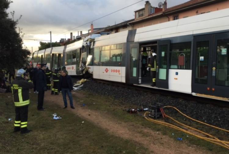 Cagliari: scontro tra treni, 30 feriti