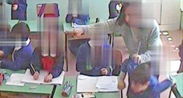 Bimbi maltrattati a scuola: nuovi avvisi di garanzia