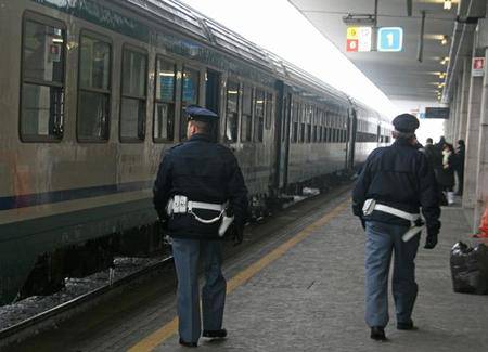 Metaponto, pizzicato sull’autobus con tre “cipolline” di cocaina