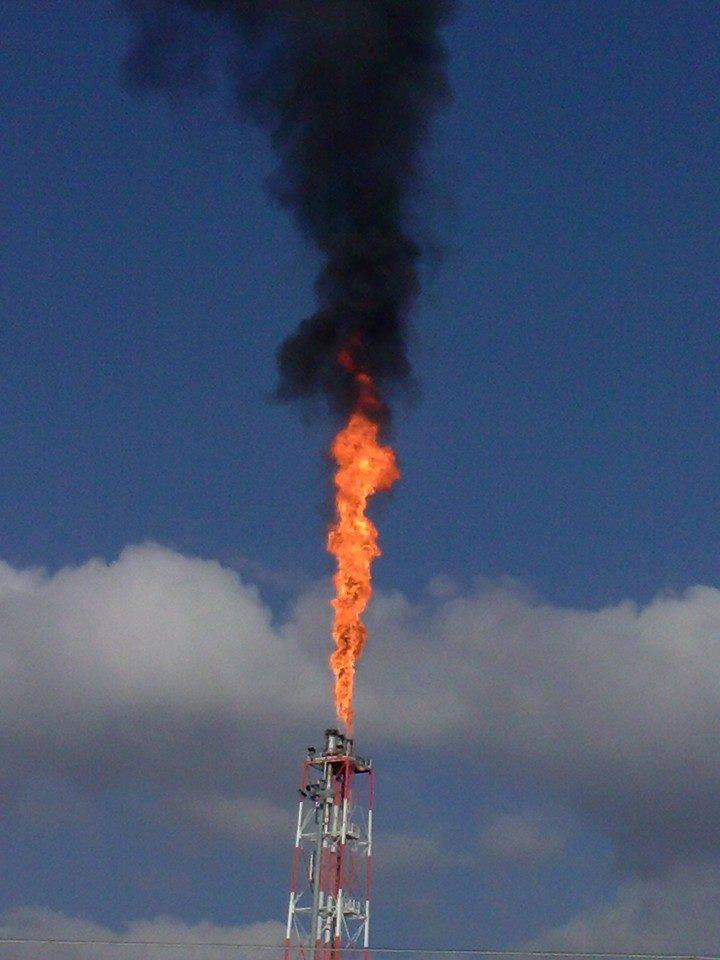 Fuoriuscita gas in gran quantità dal Centro Olio Eni. L’ultimo “non incidente” questa mattina