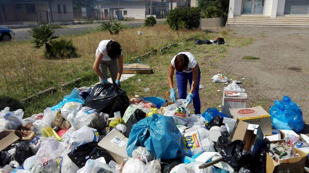 Pisticci, sindaco e vice nelle discariche abusive alla ricerca dei trasgressori