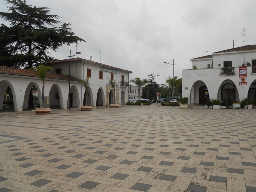 Piazza Eraclea, Policoro