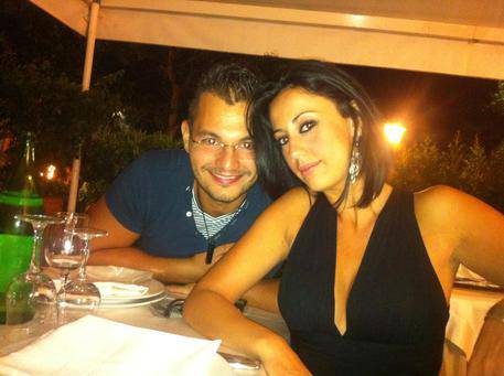 Valentina Milluzzo con il marito Francesco Castro (foto da Facebook)