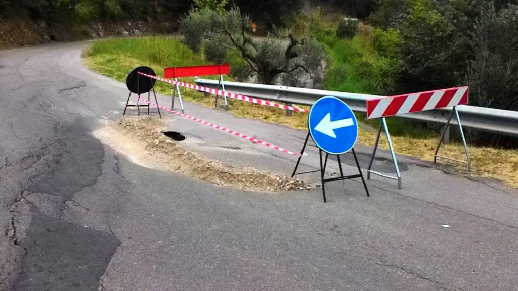 Garaguso, 700mila euro per aggiustarla ma la strada rimane pericolosa