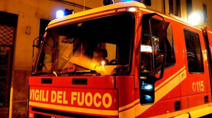 Clochard bruciato vivo a Palermo