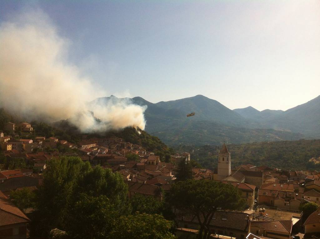 Basilicata a fuoco: 36 incendi, 14 ancora monitorati