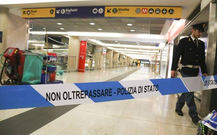 Milano: tenta di accoltellare agente, immigrato arrestato
