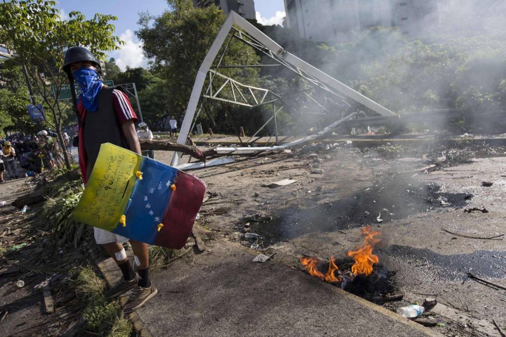 Venezuela: 13 morti nel giorno del voto