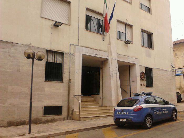 Furto di stupefacente nella sede del Servizio Tossicodipendenze di Matera: arrestato 33enne