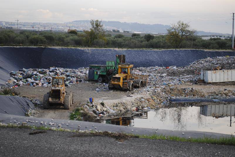Danni ambientali delle discariche, fideiussioni inefficaci: Commissione Ecomafie approva documento
