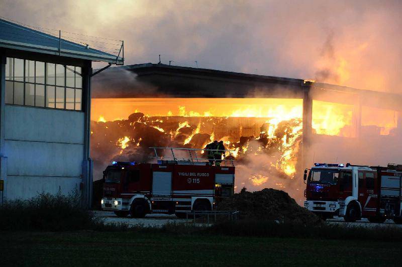 Incendio capannone