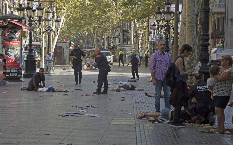 Barcellona e la vita spezzata in due. Dove finiscono i valori quando evaporano?