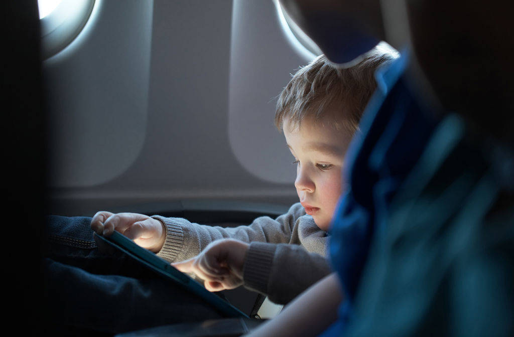 Salviamo i bambini dalle loro mani