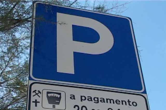 Potenza, prorogato il termine per richiedere permessi parcheggio nelle strisce blu