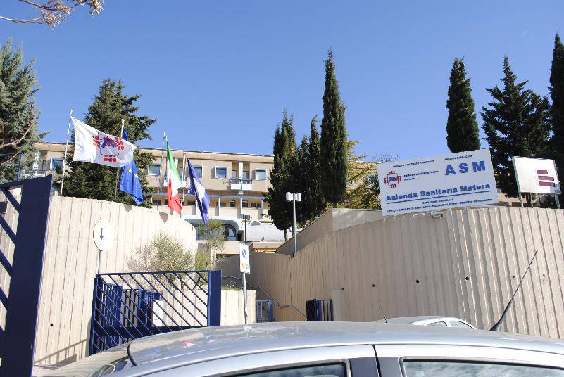 Disfunzioni e carenze ospedali in provincia di Matera, lettera-diffida all’Asm