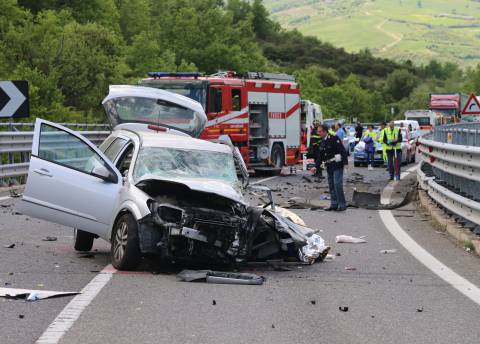 Grave incidente stradale. Due morti sulla statale Valle del Sinni