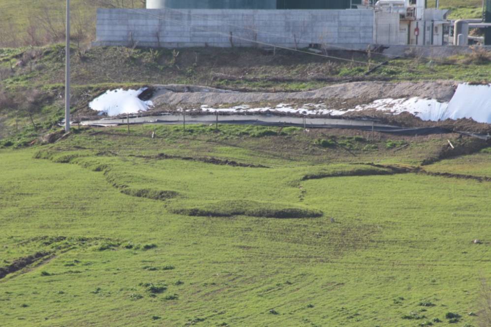 Frana la centrale a biogas di Picerno: ‘Comune, Regione e Procura non vedono e non sentono’