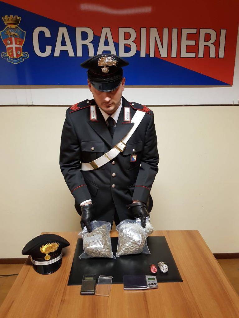 Droga: un arresto a Oppido Lucano, 28enne trovato con 300 grammi di marijuana