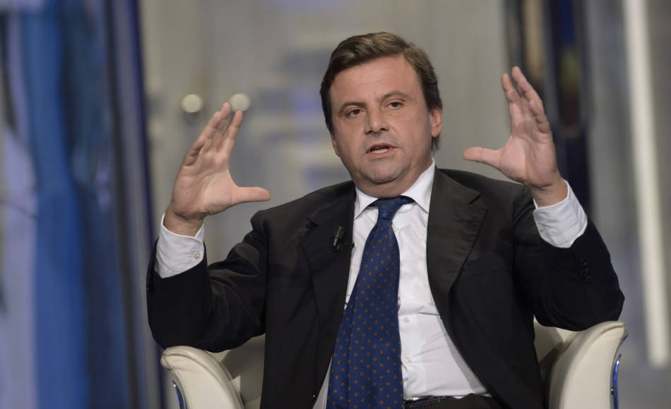 Calenda a Salvini: “Chi non ha mai lavorato non dovrebbe fare il ministro”