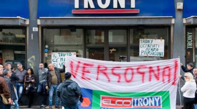 Trenta lavoratori licenziati in Basilicata, Trony li manda a casa senza preavviso