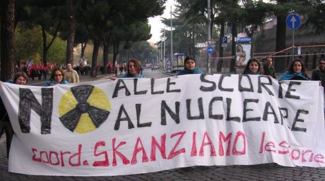 Protesta ScanZiamo Le scorie