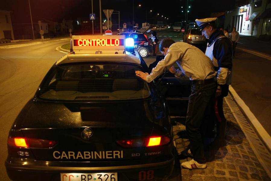 Carabinieri controlli