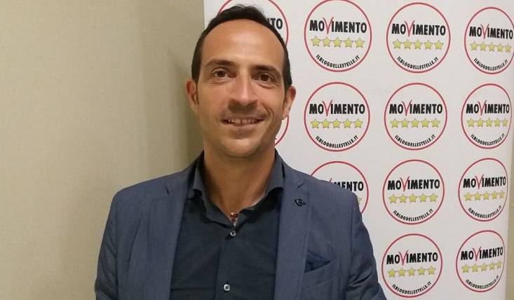 Nuova inchiesta sanità, Mattia (M5S): “Pittella e i suoi assessori si dimettano”
