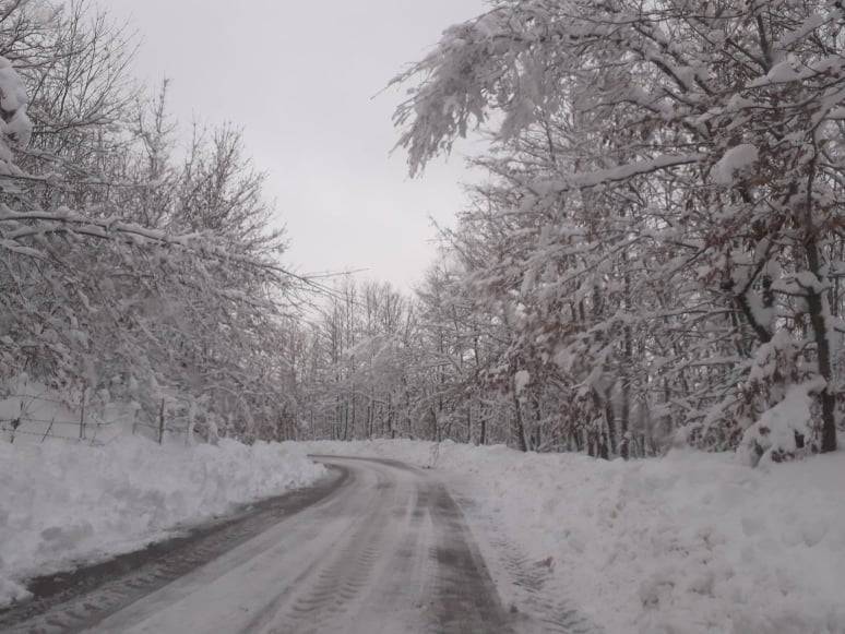 Crisi climatica: su Alpi e soprattutto sugli Appennini nevica sempre meno e fa sempre più caldo in quota