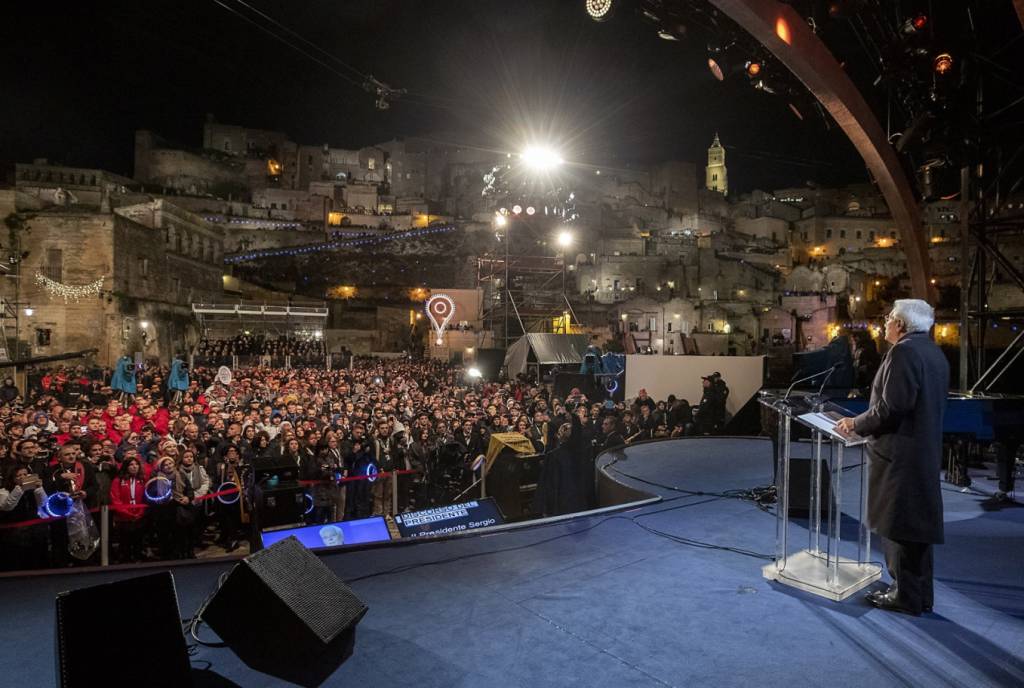 Mattarella: “Da Matera volgiamo lo sguardo verso il futuro”