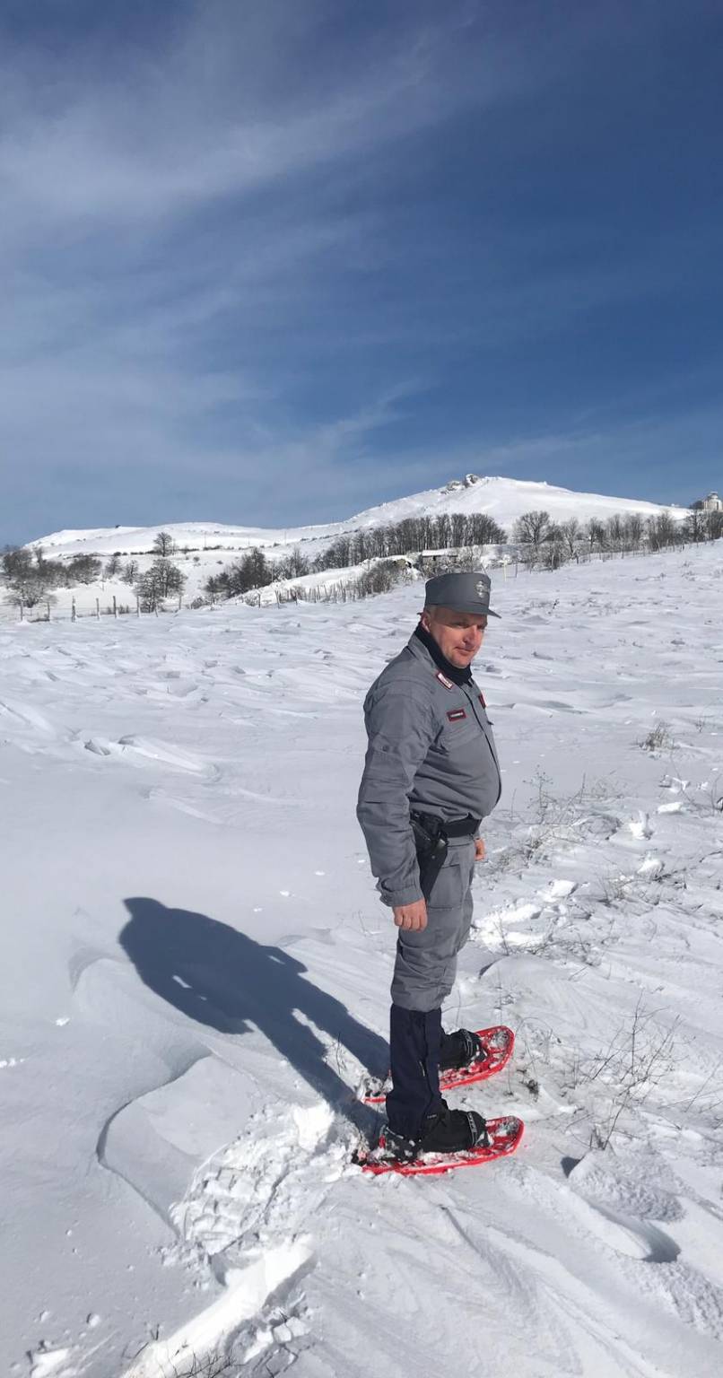 Castelgrande: anziano isolato a causa delle neve, soccorso dai Carabinieri forestali