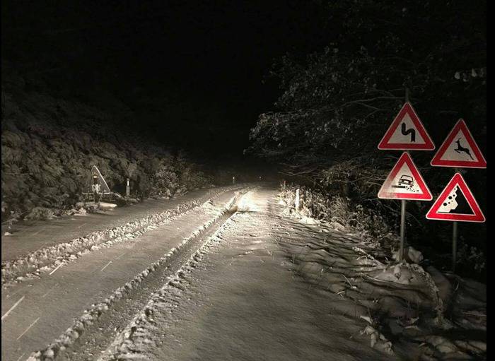 Neve in Basilicata: strade chiuse. Uomini e mezzi Anas al lavoro