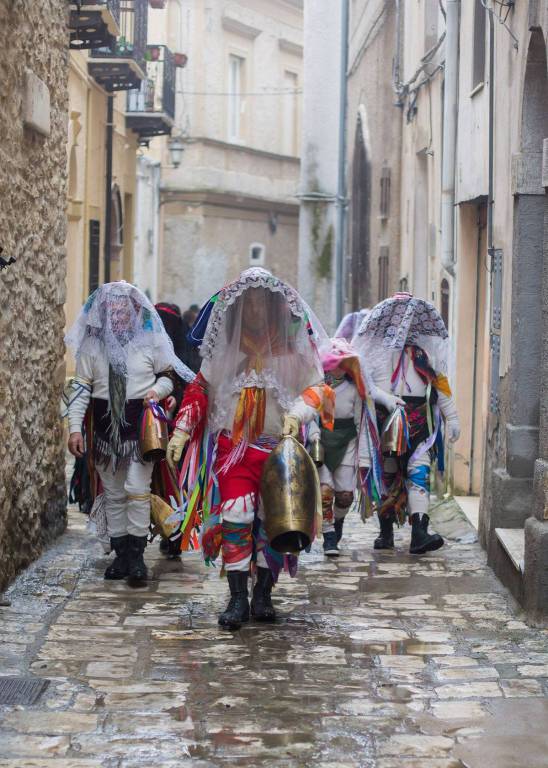 A Tricarico si rinnova l’antico rito di Sant’Antonio abate