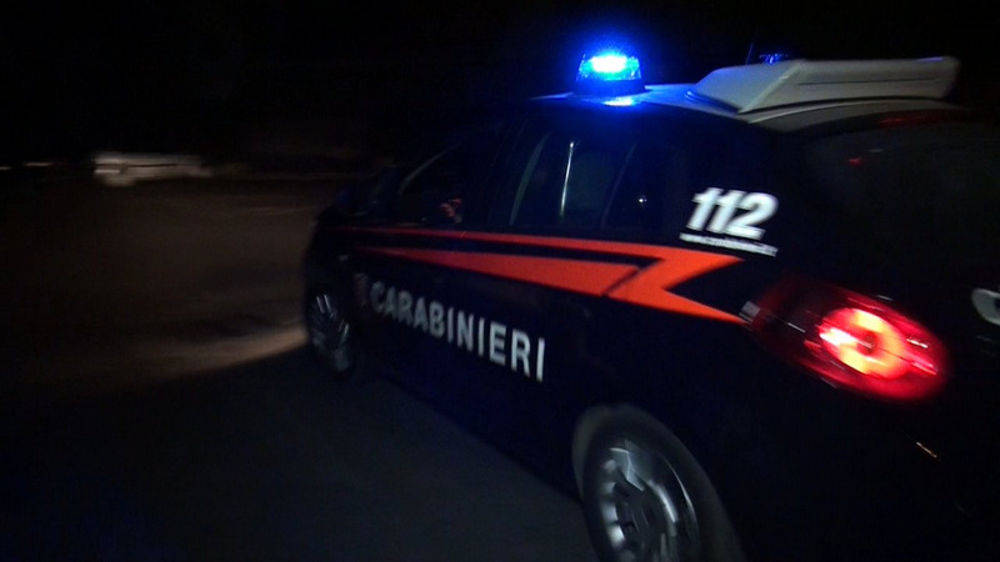 Donna picchiata davanti alla caserma dei carabinieri, un arresto a Irsina