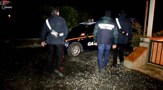 Caporalato, operazione dei carabinieri tra Basilicata e Calabria: 15 arresti