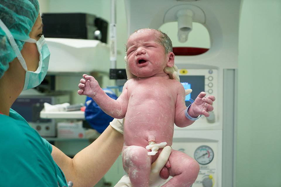 Potenza, ospedale San Carlo: terapia intensiva neonatale è di nuovo chiusa? E da quando?