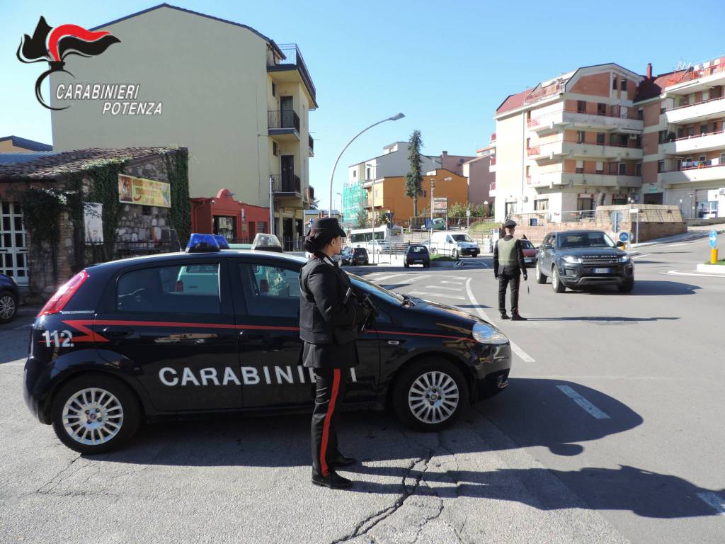 Droga, carabinieri denunciano quattro persone nel Potentino