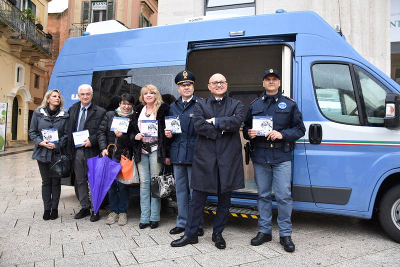 Iniziativa Polizia contro violenza sulle donne