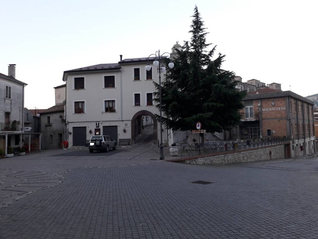 Piazza Plebiscito, Savoia di Lucania